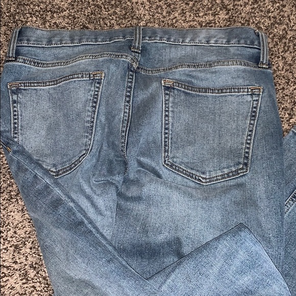 Old Navy Mens Slim Medium Wash Jeans SZ.32x30 - Picture 2 of 4